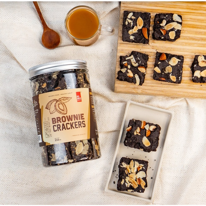Mách bạn bí quyết ăn kiêng cực hiệu quả với bánh BROWNIE CRACKERS